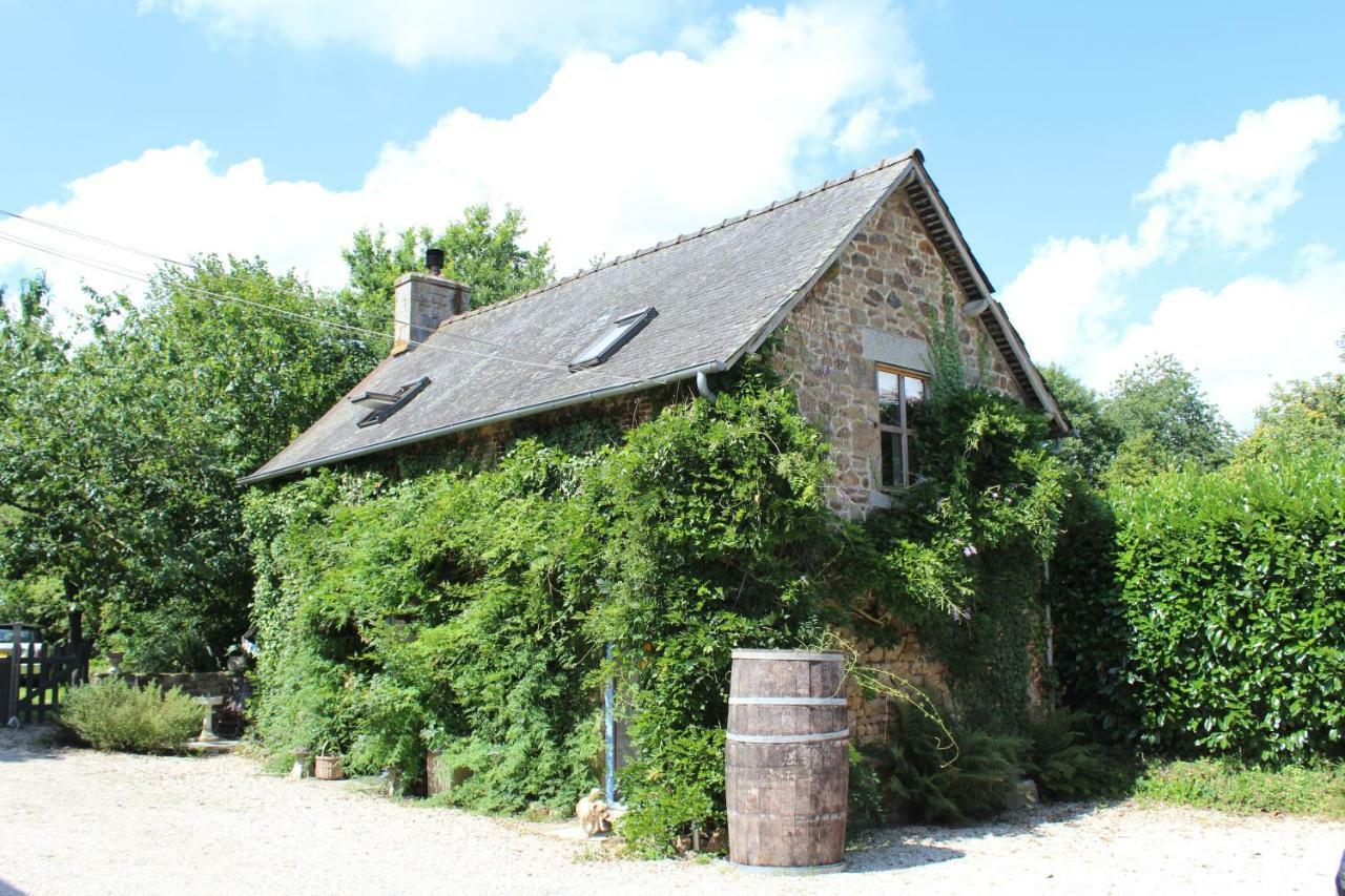 Villa La Petite Jeusseliniere Larchamp Exterior foto