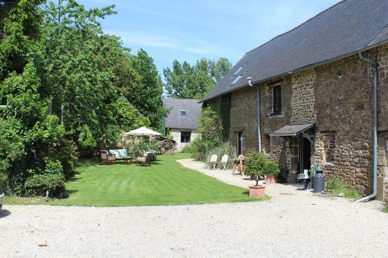 Villa La Petite Jeusseliniere Larchamp Exterior foto